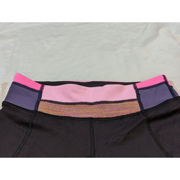 Lululemon athletica capris - Picture 2 of 8